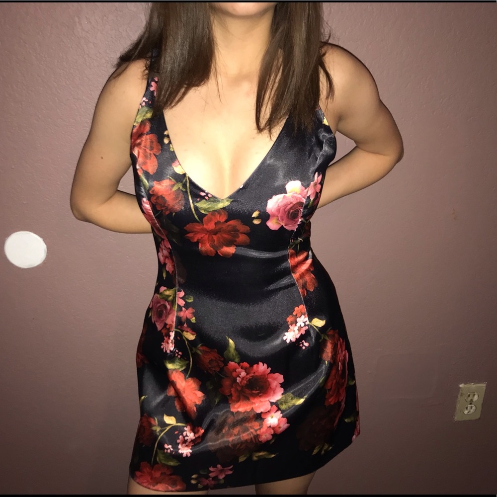 It’s a size M but it runs small
